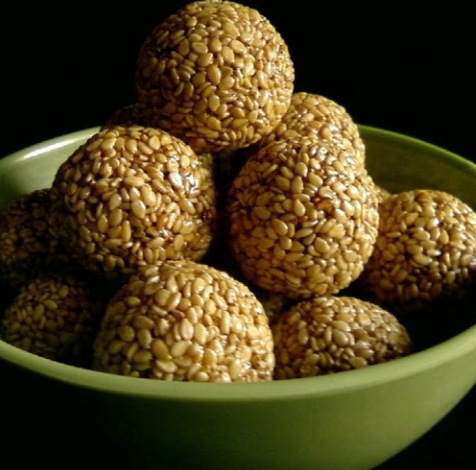 Telugu Foods Sesame Chikki Balls 100g